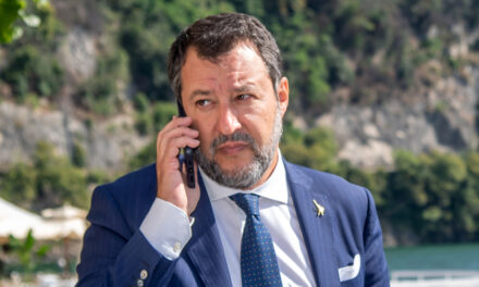 Campi Flegrei, Salvini smentisce Musumeci: “Investire su sicurezza case”