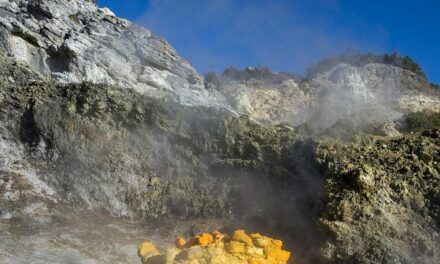 Campi flegrei, il suolo si è sollevato di 21 centimetri