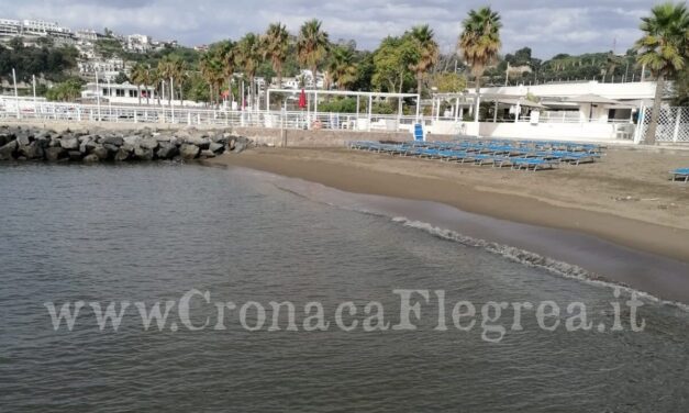 POZZUOLI/ Dopo un tuffo in mare partorisce nella cabina di un lido – Cronaca Flegrea