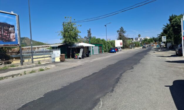 POZZUOLI/ «Trema tutto al passaggio dei mezzi pesanti. Chiediamo rallentatori a La Schiana» – Cronaca Flegrea