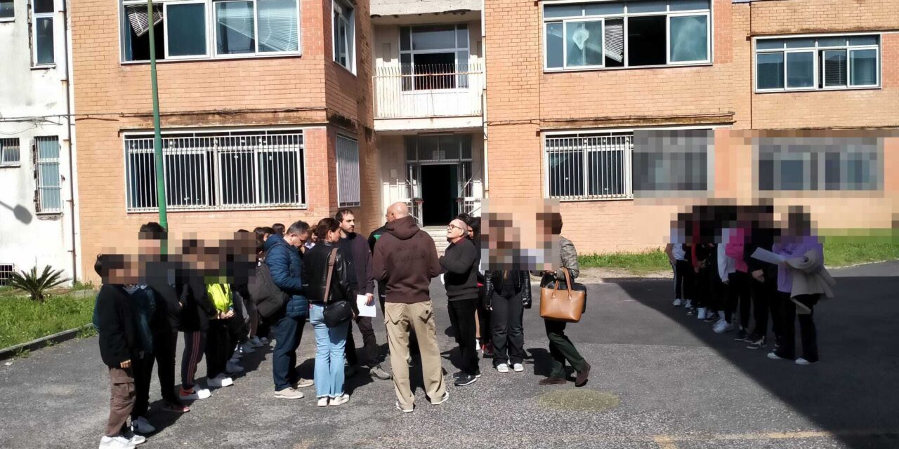 il Comune “boccia” Dad e doppi turni – Cronaca Flegrea