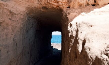 BACOLI/ Sulla spiaggia romana di Cuma lo spettacolo della Compagnia ArtGarageDanceCo – Cronaca Flegrea