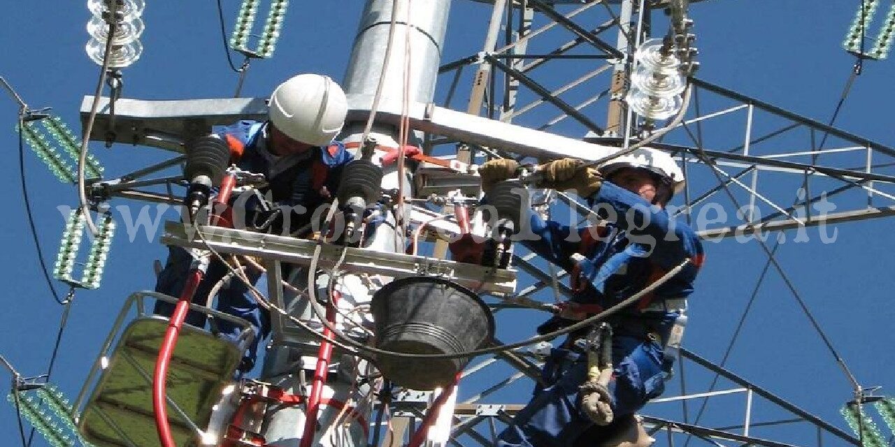 I LETTORI SEGNALANO/ «A Monterusciello siamo senza luce da ieri sera» – Cronaca Flegrea