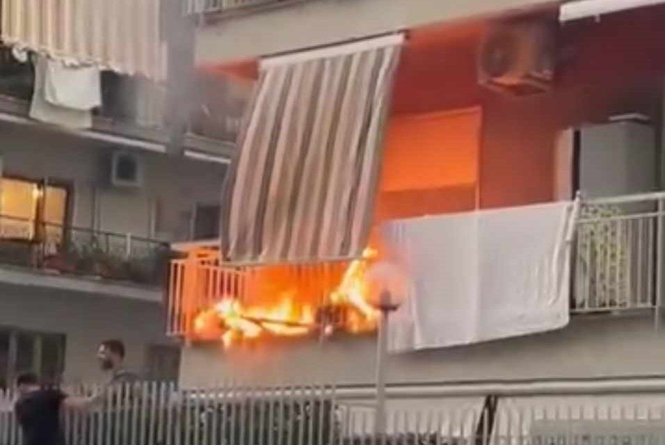 Incendio sul terrazzino di una 85enne, carabinieri soccorrono l’anziana e spengono le fiamme – Cronaca Flegrea