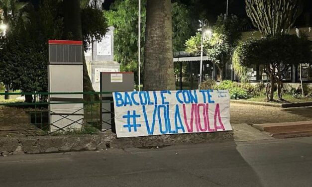 FOTONOTIZIA| “Vola Viola”, a Bacoli affisso uno striscione per sostenere Viola Scotto di Carlo alle Olimpiadi