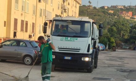 triplicati mezzi e uomini per strade, aiuole e raccolta rifiuti – LE FOTO – Cronaca Flegrea