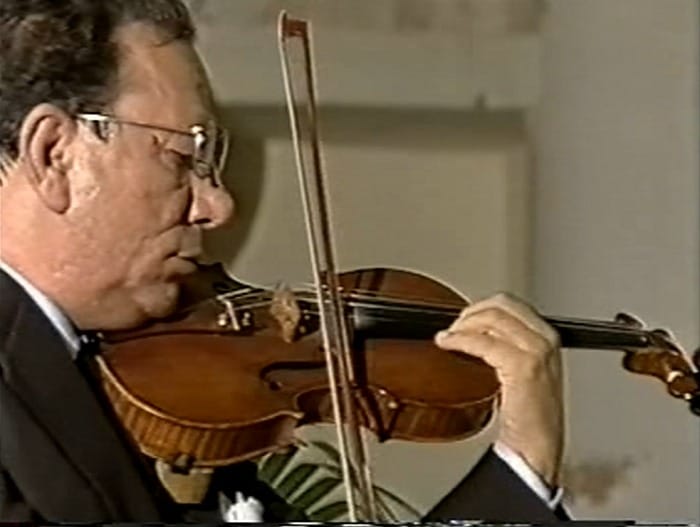 POZZUOLI/ È scomparso il maestro di violino Antonio Arciprete, il cordoglio del sindaco  – Cronaca Flegrea