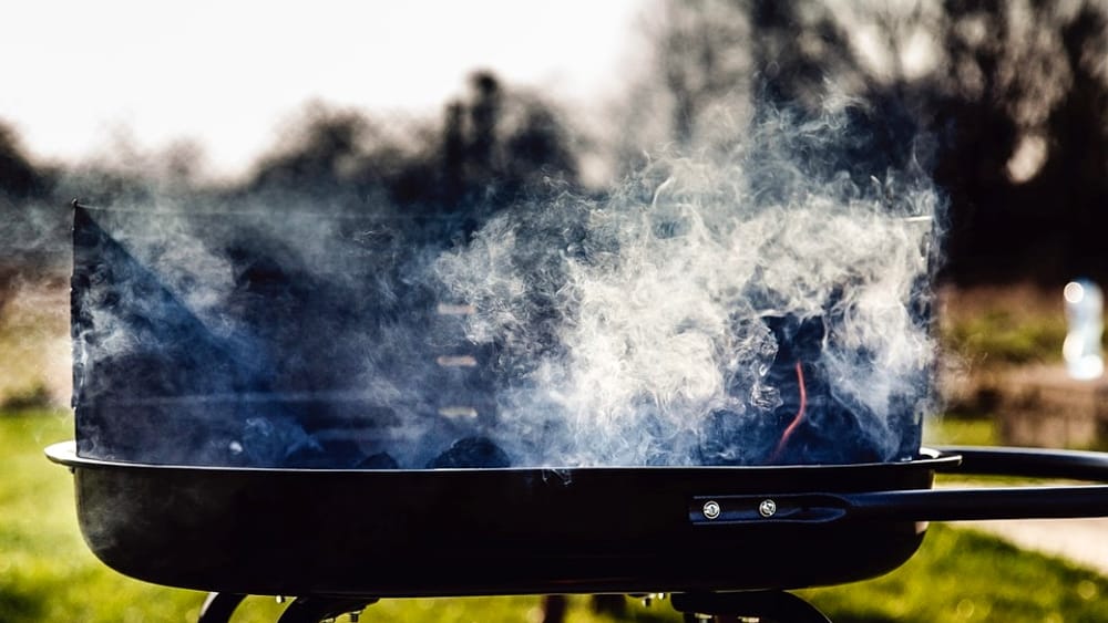 Accende barbecue in un parco privato a Varcaturo e poi aggredisce i carabinieri: arrestato – Cronaca Flegrea