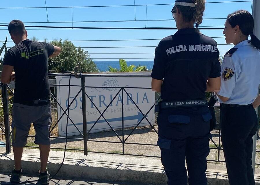 chiuso il varco e saldata la ringhiera – LE FOTO – Cronaca Flegrea