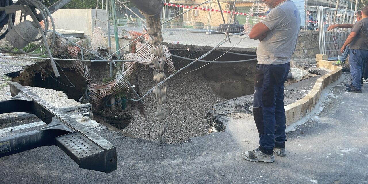 il Comune chiude la strada ma dimentica di avvisare i cittadini – Cronaca Flegrea