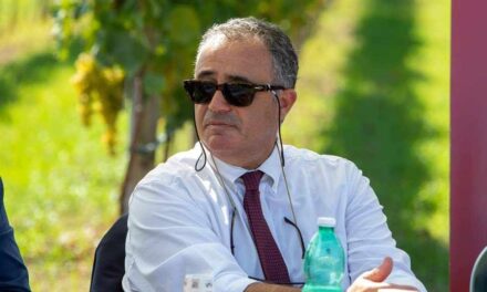 POZZUOLI/ «Accesso agli atti negato» il Prefetto di Napoli sconfessa il dirigente comunale Di Lorenzo – Cronaca Flegrea