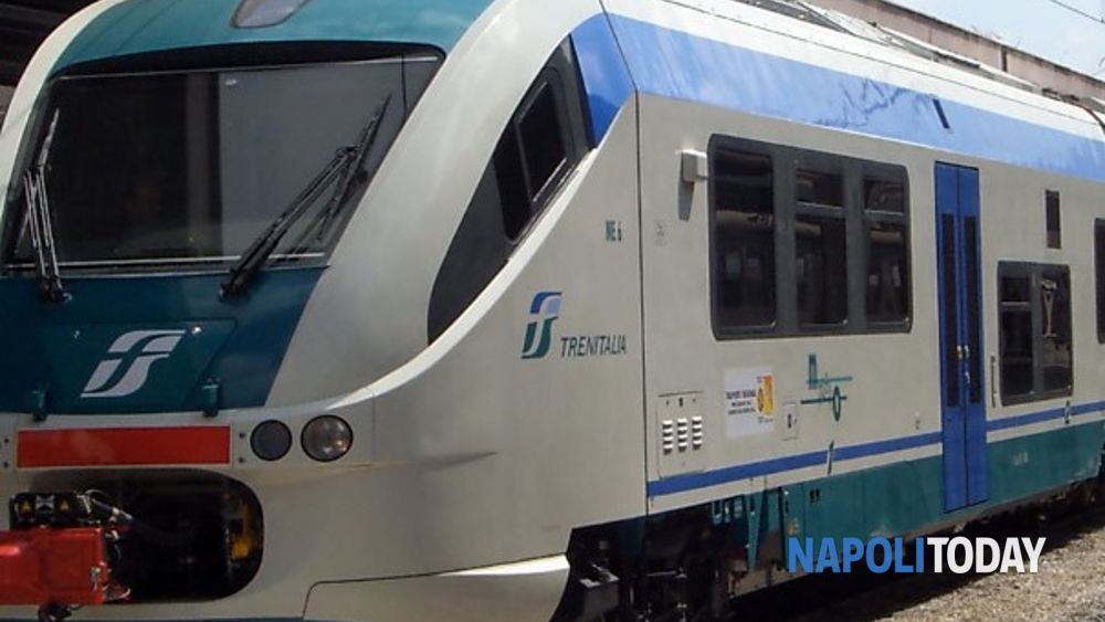 Treni Napoli-Salerno, lavori sulla tratta, arriva la navetta sostitutiva, le info