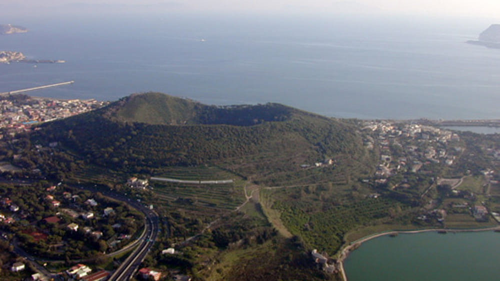 Campi flegrei, scende la velocità di sollevamento del suolo