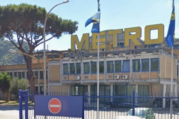 https://www.pozzuolinews24.it/incontro-regione-campania-chiusura-metro-pozzuoli/