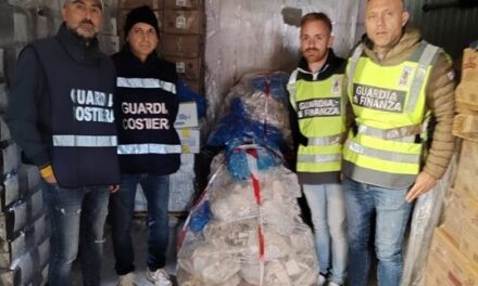 Guardia Costiera e Guardia di Finanza sequestrano 600 kg di prodotto ittico manipolato – Cronaca Flegrea