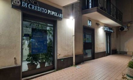 POZZUOLI| Chiude lo sportello di corso Terracciano della Banca di Credito Popolare – LE FOTO