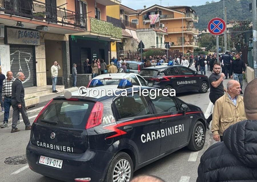 esplode deposito di fuochi d’artificio, gente in strada. Una persona ferita – LE FOTO – Cronaca Flegrea