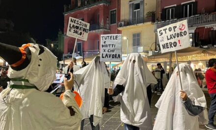 Stop al lavoro nero”, a Pozzuoli scendono in piazza i “Fantasmi organizzati