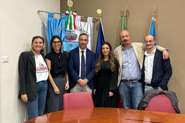 https://www.pozzuolinews24.it/incontro-ambasciatrice-venezuela-sindaco-quarto/