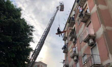 in un appartamento erano nascosti petardi