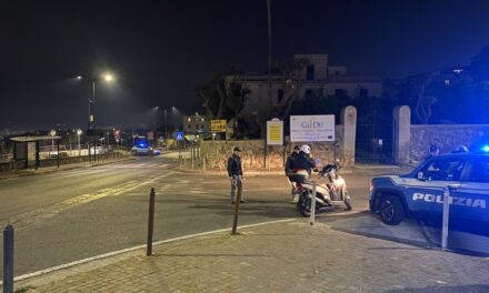 POZZUOLI/ Controlli della Polizia: identificate 176 persone, 5 auto sequestrate