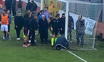 allo stadio di Pozzuoli i tifosi prendono le zappe – LE FOTO – Cronaca Flegrea