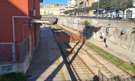 POZZUOLI/ Voragine alla stazione della Cumana, tempi lunghi per gli interventi «Da uno a tre mesi» – Cronaca Flegrea