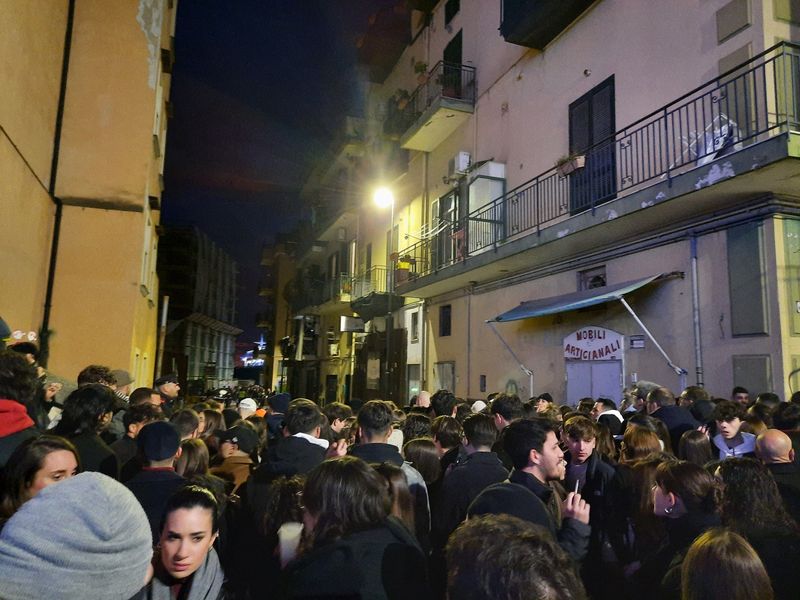 https://www.pozzuolinews24.it/pozzuoli-aperitivo-vigilia-concerto-capodanno-parcheggio-navette/