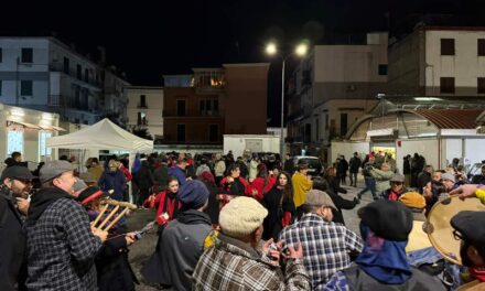 Successo Azzurro Pozzuoli: centinaia di prenotazioni per l’Aperifish