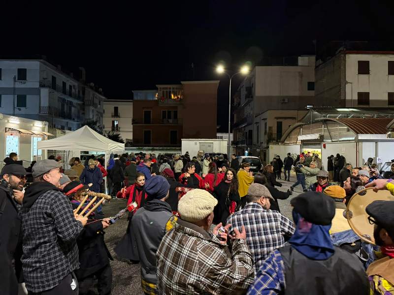 Successo Azzurro Pozzuoli: centinaia di prenotazioni per l’Aperifish