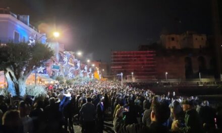 Natale a Pozzuoli, alla Darsena arriva lo spettacolo della Fontana Danzante 