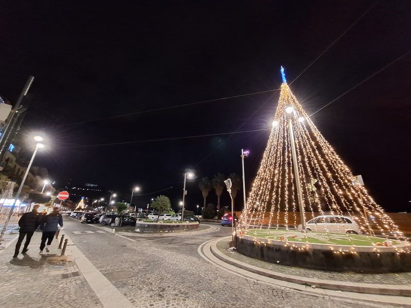 POZZUOLI| Capodanno al lungomare “Pertini”, ecco tutte le modifiche alla viabilità