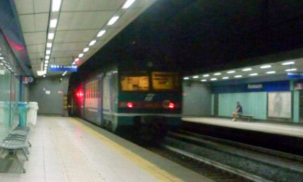 Metro Linea 2, corse straordinarie a Napoli nella notte di Capodanno