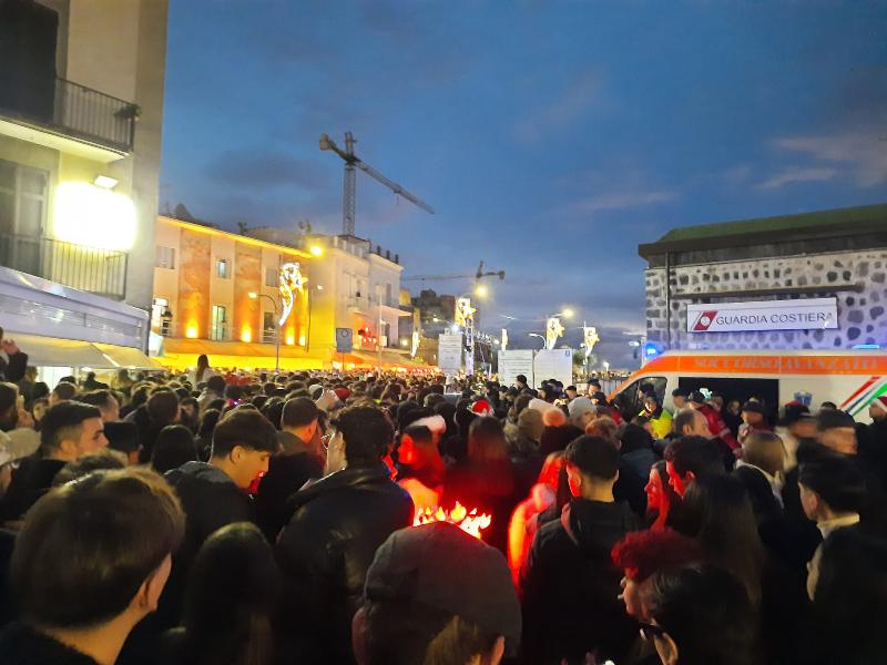 POZZUOLI| Aperitivo della vigilia di Capodanno: cambiano i varchi di ingresso