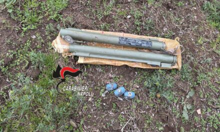 Trovati a Giugliano 2 bazooka e 3 bombe a mano – Cronaca Flegrea