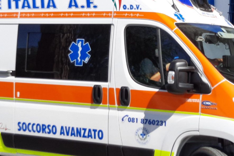 QUARTO| Guardia giurata ritrovata senza vita in casa: l’ipotesi di un malore