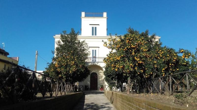 https://www.pozzuolinews24.it/monte-di-procida-lavori-villa-matarese/