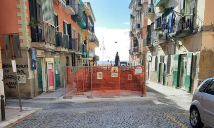 POZZUOLI| Prosegue il cantiere ai “Cappuccini”: chiusura al transito veicolare, per lavori alle fogne