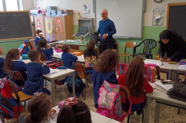 QUARTO| “Re Carnevale contro la povertà educativa”, l’iniziativa per aiutare le famiglie in difficoltà 