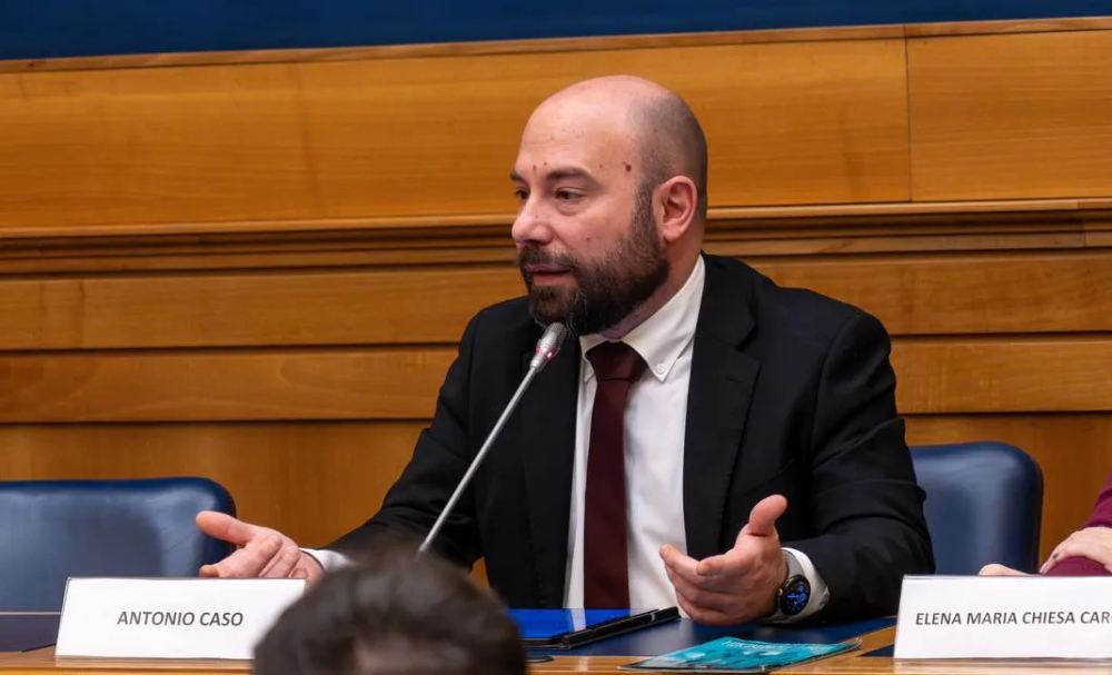 https://www.pozzuolinews24.it/campi-flegrei-caso-m5s-nuovo-decreto-stop-mutui-tributi/