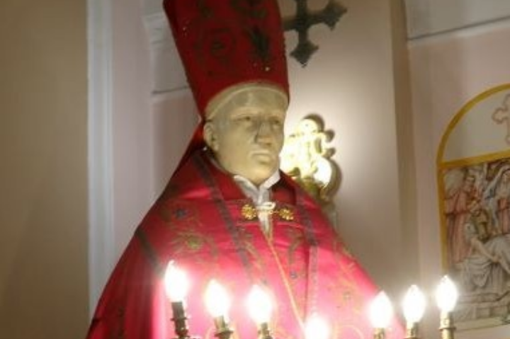 POZZUOLI| Processione con i simulacri di San Procolo e San Gennaro: il programma