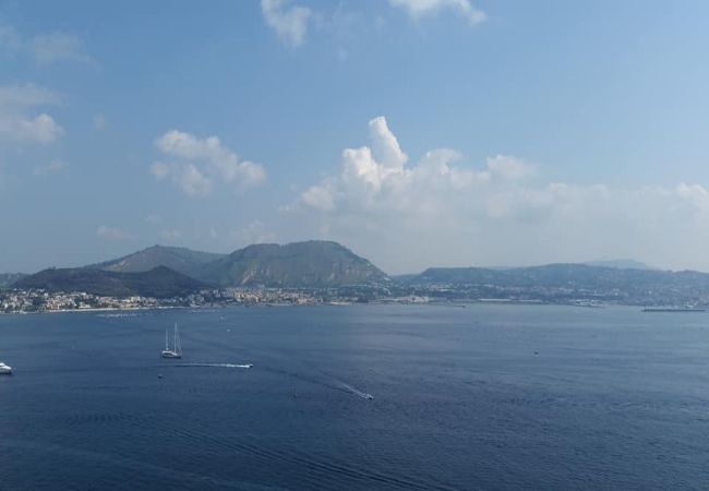 https://www.pozzuolinews24.it/scossa-pozzuoli-napoli-6-maggio/
